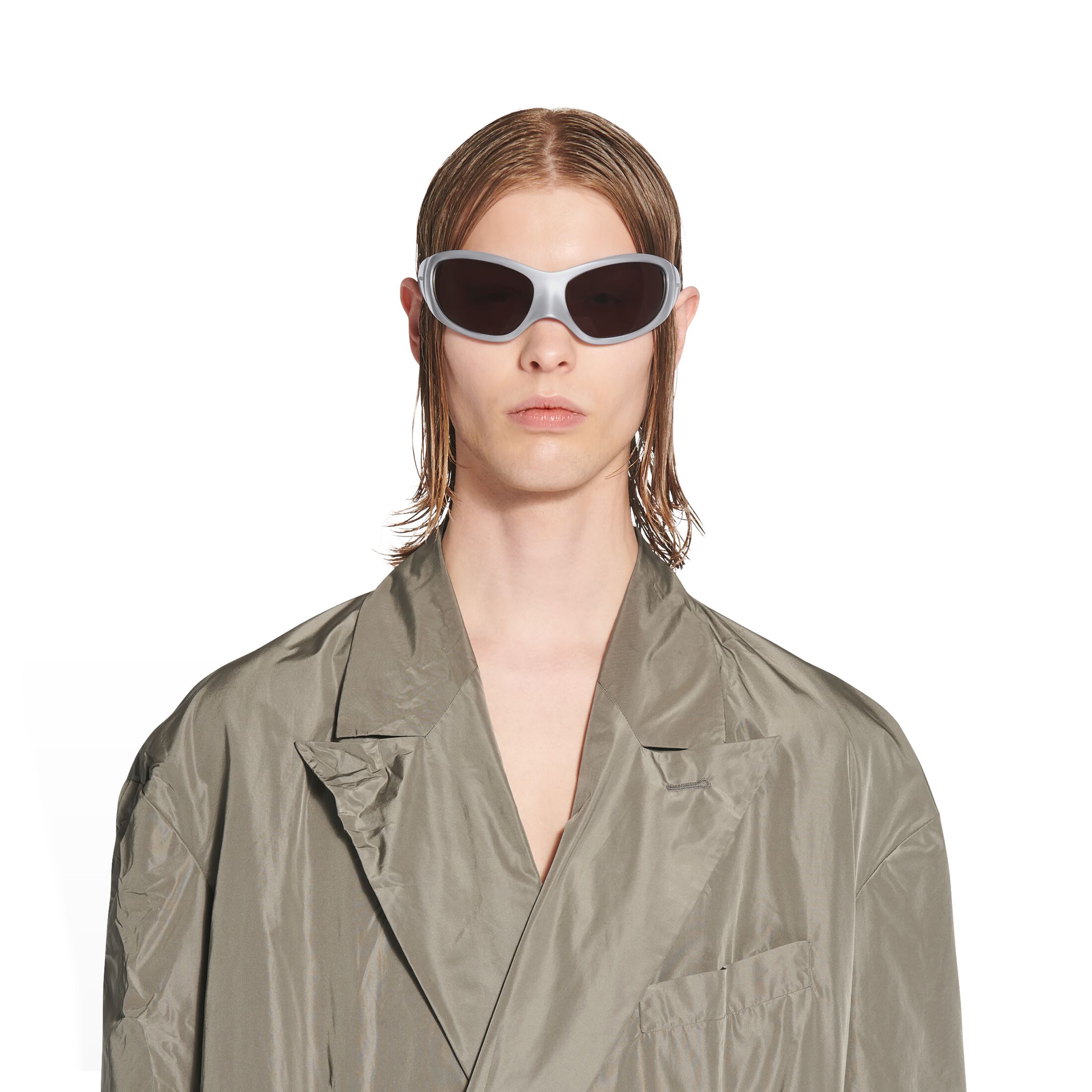 サングラス BALENCIAGA SS25 Woman SUNGLASSES (BB0252S 005 SILVER) Balenciaga BB0252S Sunglasses Silver Frame Women – Bluefly