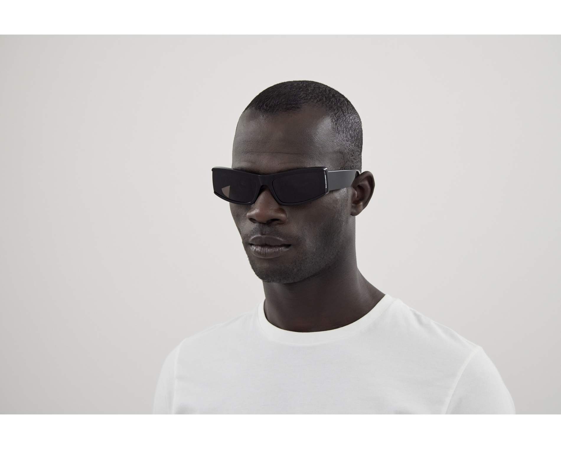 Balenciaga Sunglasses BB0301S 001 display picture 2