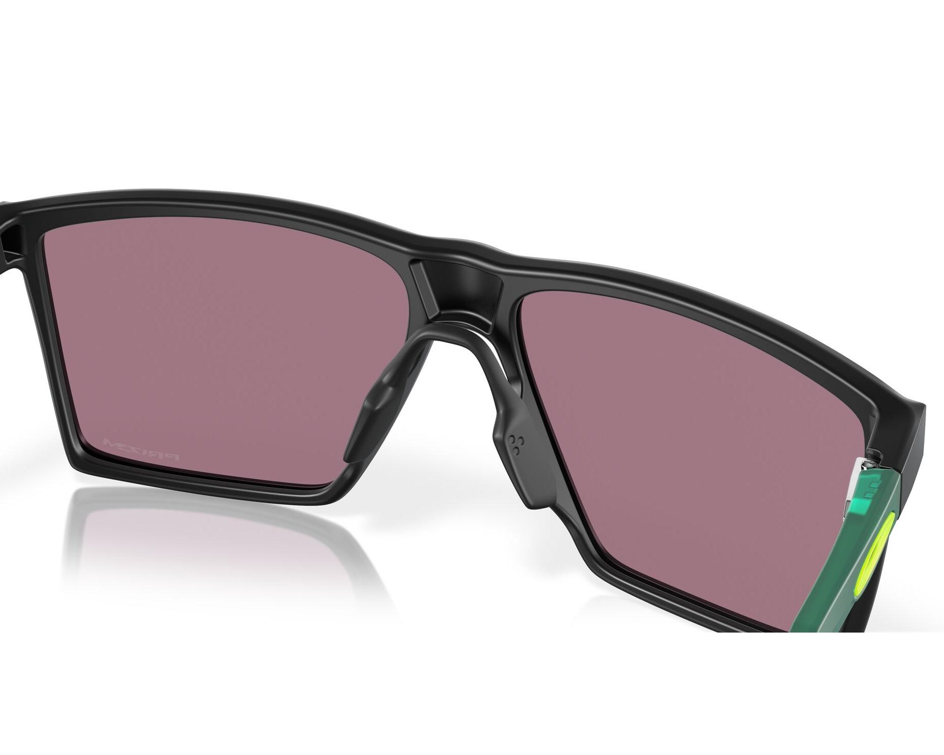 Oakley Sunglasses Futurity Sun OO9482 948202