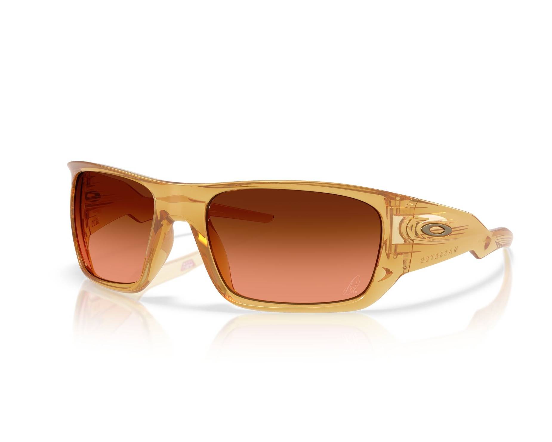 Oakley OO9486 948608: Buy Online | Visionet
