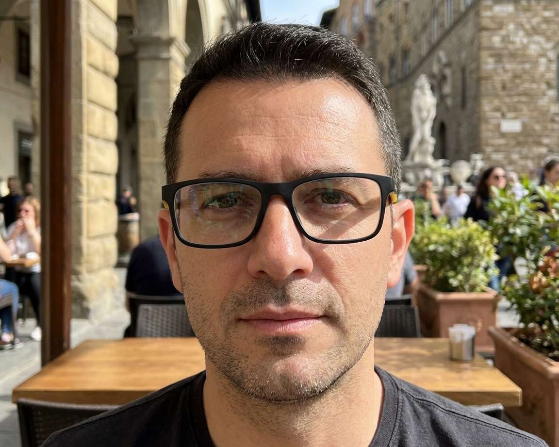 Scuderia Ferrari Glasses FZ8003U 504