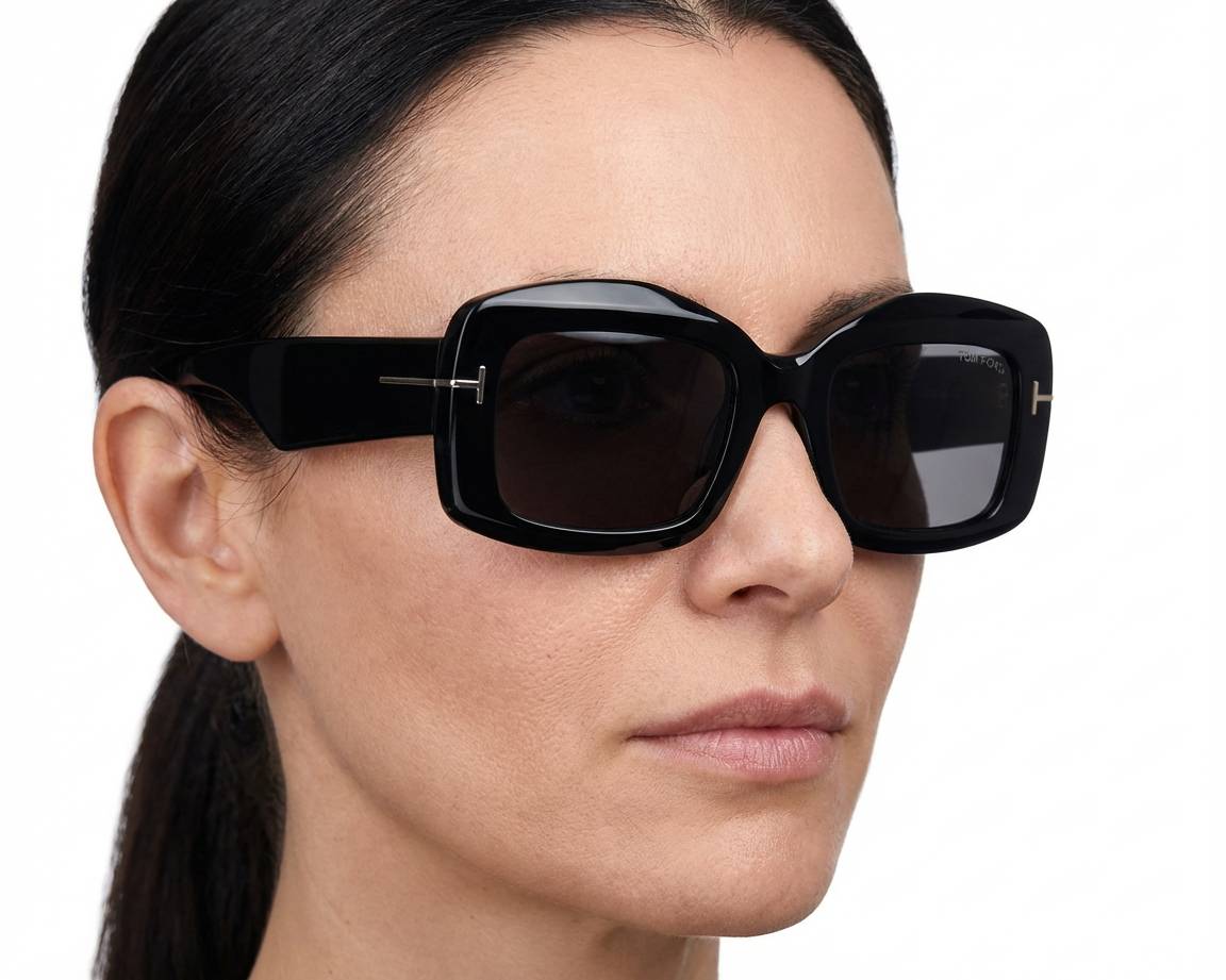 Tom Ford Sunglasses venetia FT1218 01A display picture 3