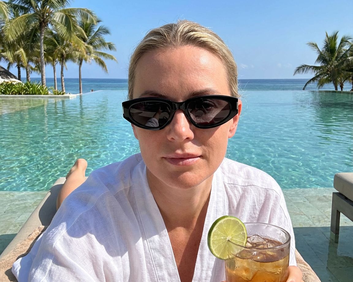 Yves Saint Laurent Sunglasses SL-618 001